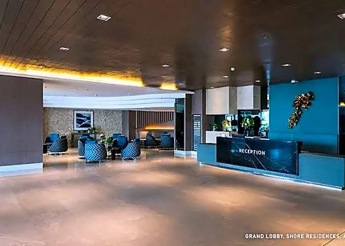 Sm Mall Of With Swimming Pool View 마닐라